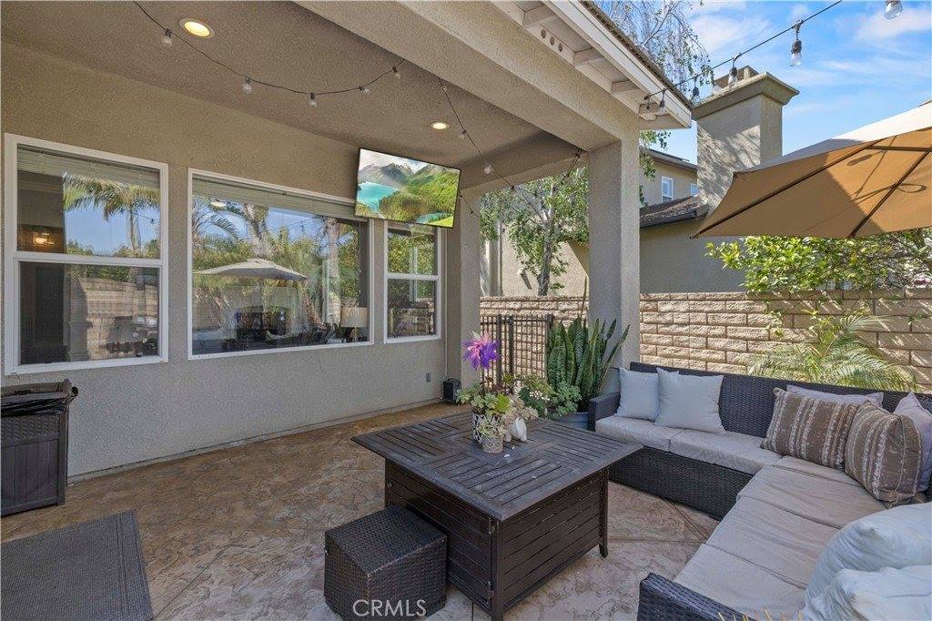 2004 Turnberry Drive, Oxnard, CA 93036