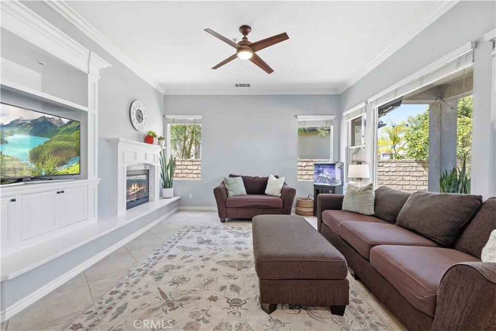 2004 Turnberry Drive, Oxnard, CA 93036