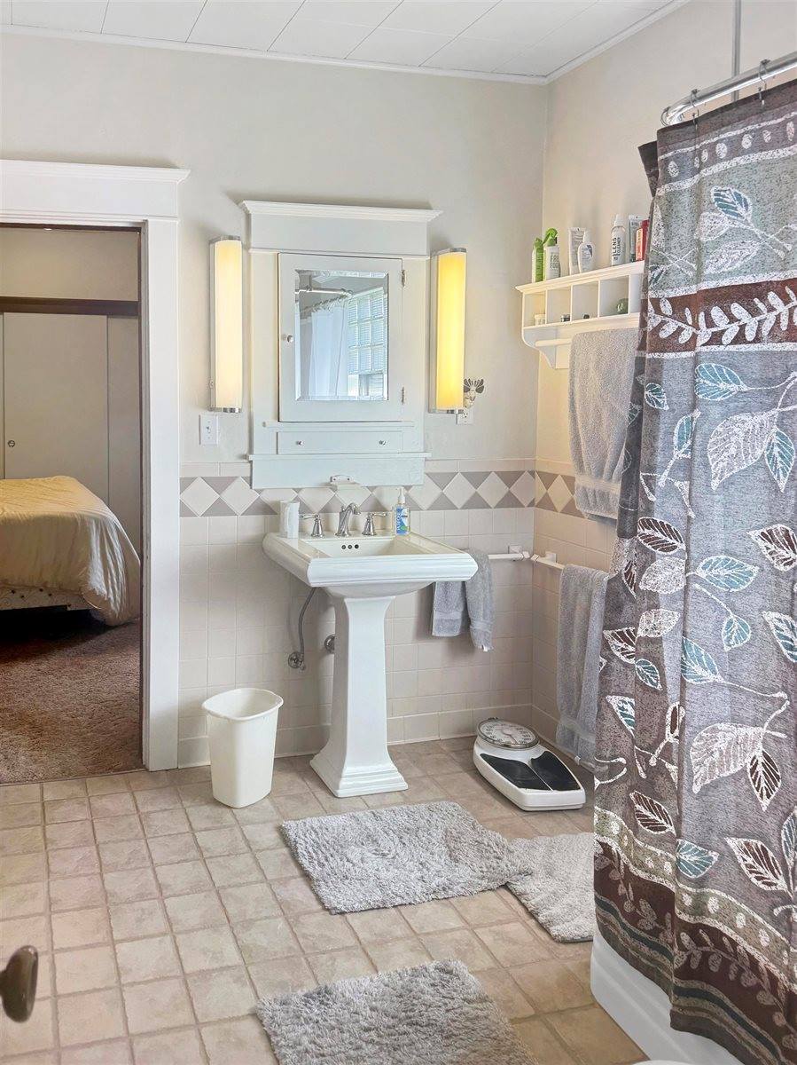 837 Summit, Evanston, WY 82930