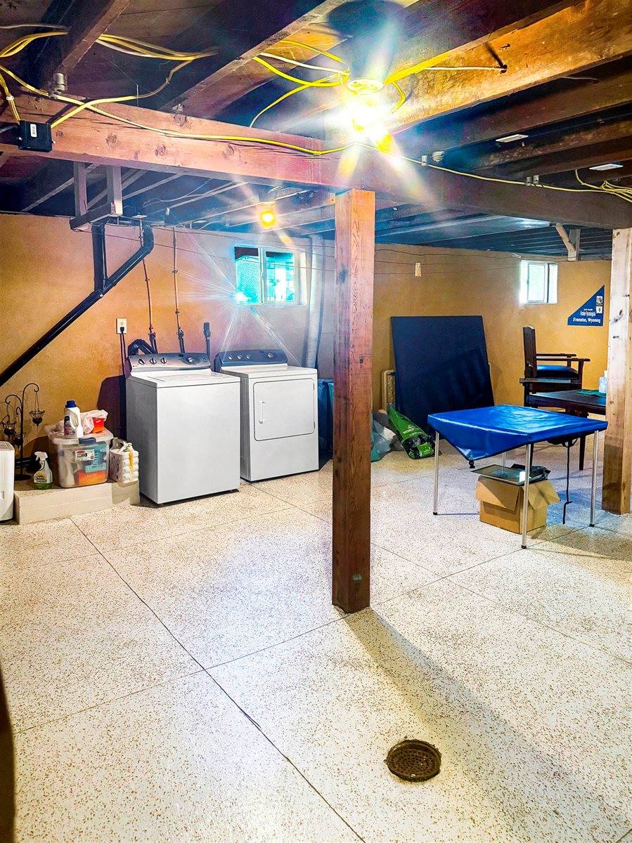 837 Summit, Evanston, WY 82930