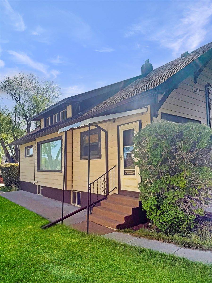 837 Summit, Evanston, WY 82930