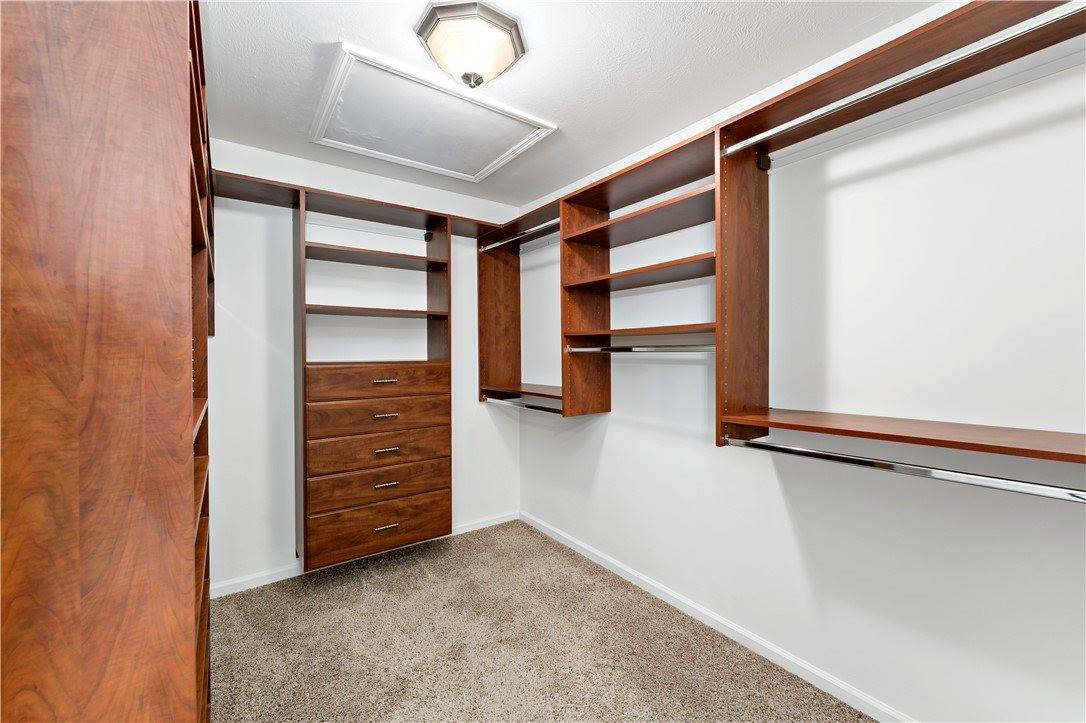 4021 Bakerstown Rd, Richland, PA 15044