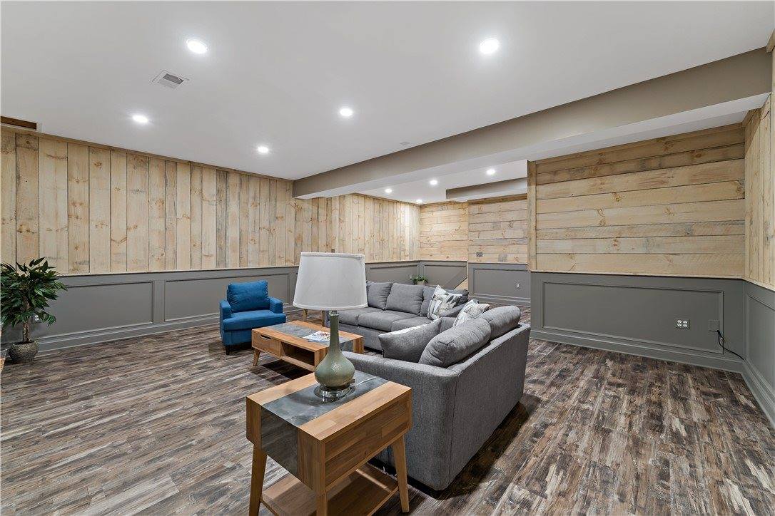 4021 Bakerstown Rd, Richland, PA 15044