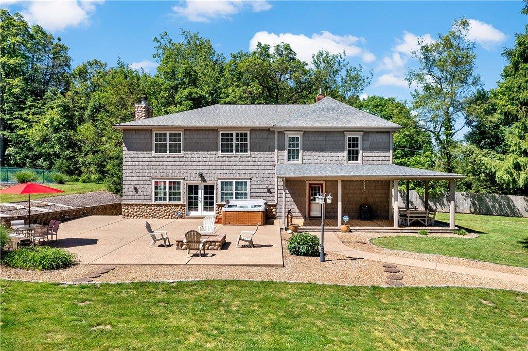 4021 Bakerstown Rd, Richland, PA 15044