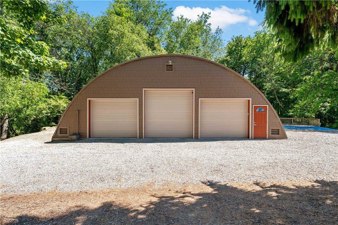 4021 Bakerstown Rd, Richland, PA 15044