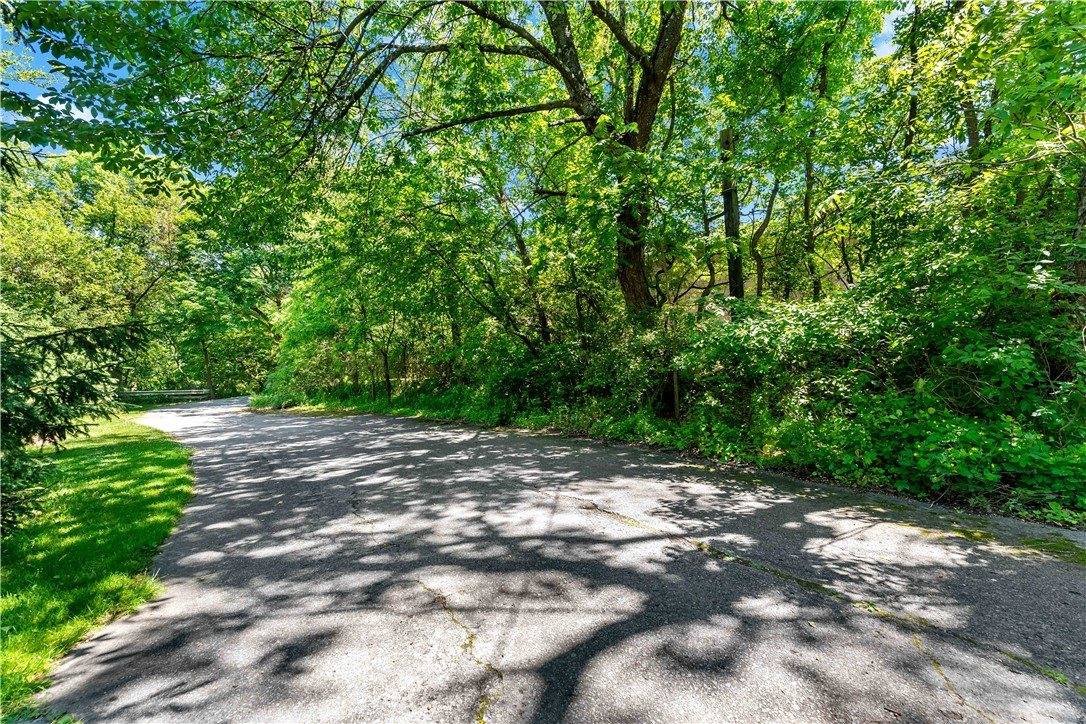 4021 Bakerstown Rd, Richland, PA 15044