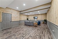 4021 Bakerstown Rd, Richland, PA 15044