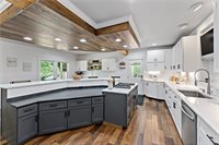 4021 Bakerstown Rd, Richland, PA 15044