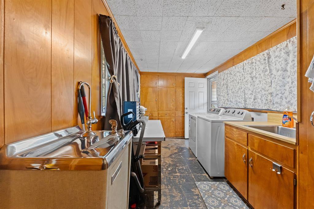 504 South Gilpin Avenue, Dallas, TX 75211