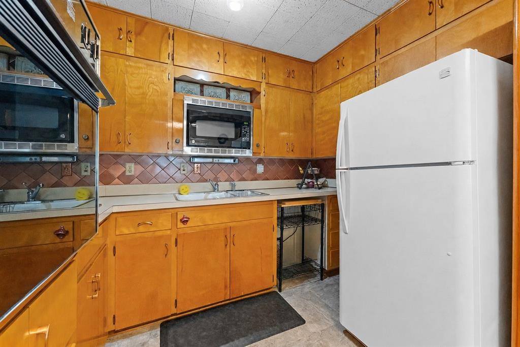 504 South Gilpin Avenue, Dallas, TX 75211