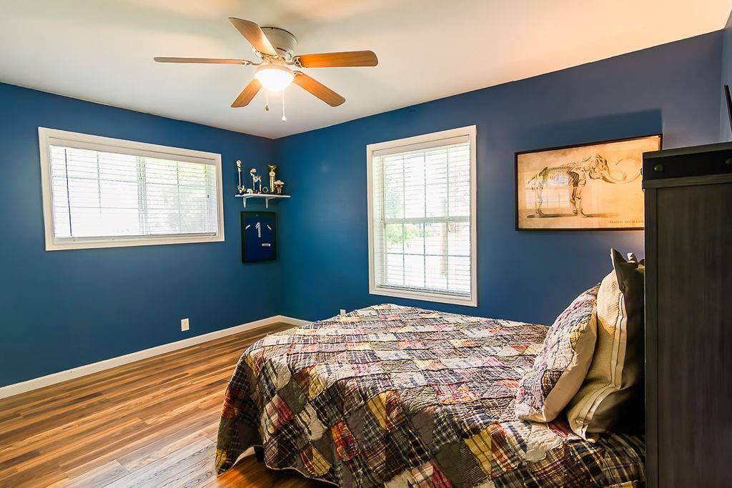 304 Johnston Boulevard, Waxahachie, TX 75165