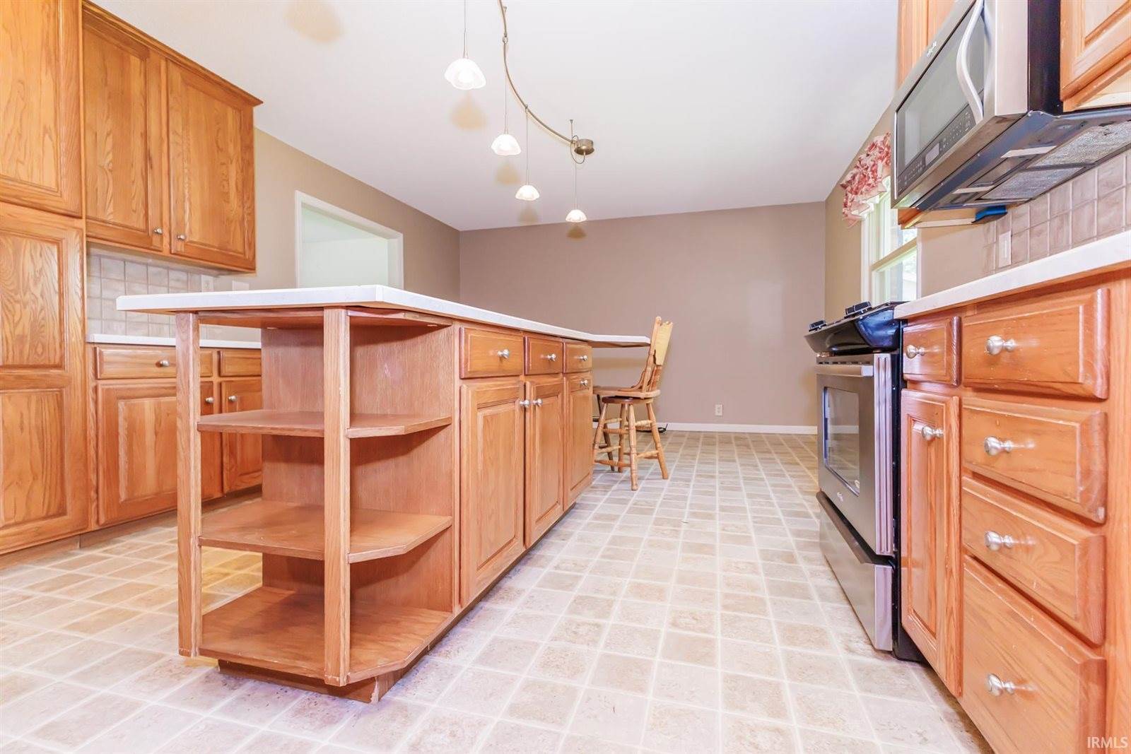 2509 W Riggin Road, Muncie, IN 47304