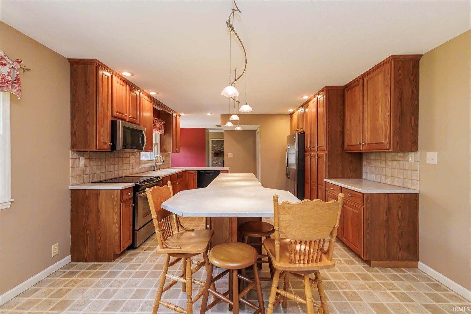 2509 W Riggin Road, Muncie, IN 47304