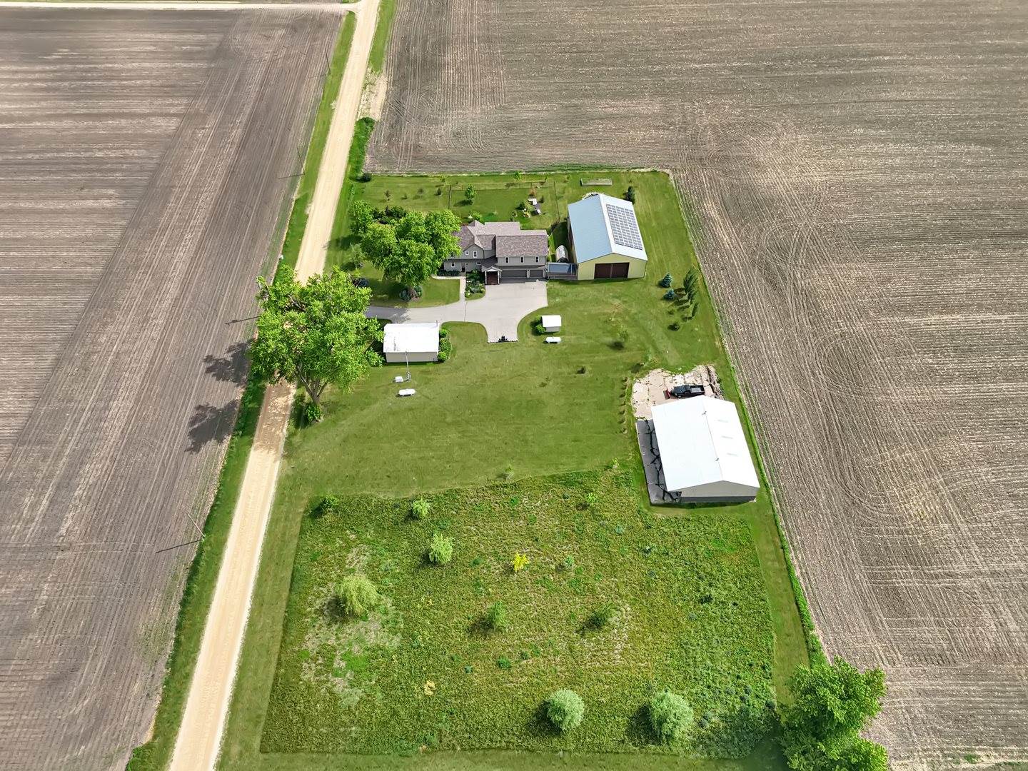 9214 North Waddams Grove Road, Lena, IL 61048