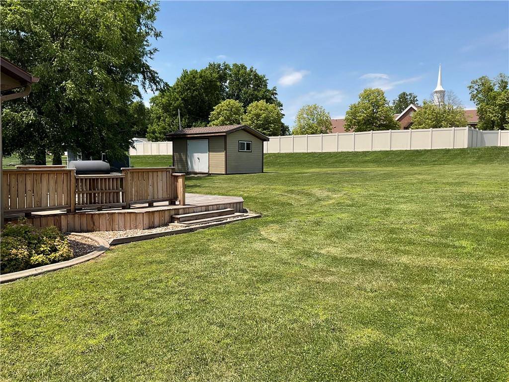 1103 East 2nd Terrace, Cameron, MO 64429