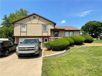 1103 East 2nd Terrace, Cameron, MO 64429