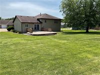 1103 East 2nd Terrace, Cameron, MO 64429