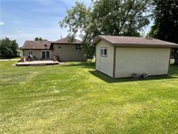 1103 East 2nd Terrace, Cameron, MO 64429