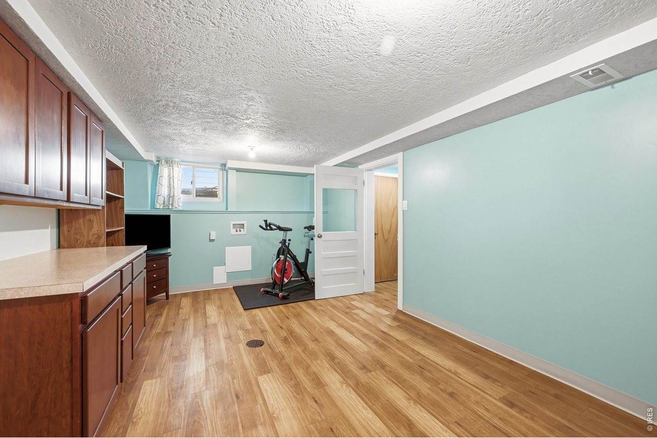 1617 Fairacre Dr, Greeley, CO 80631