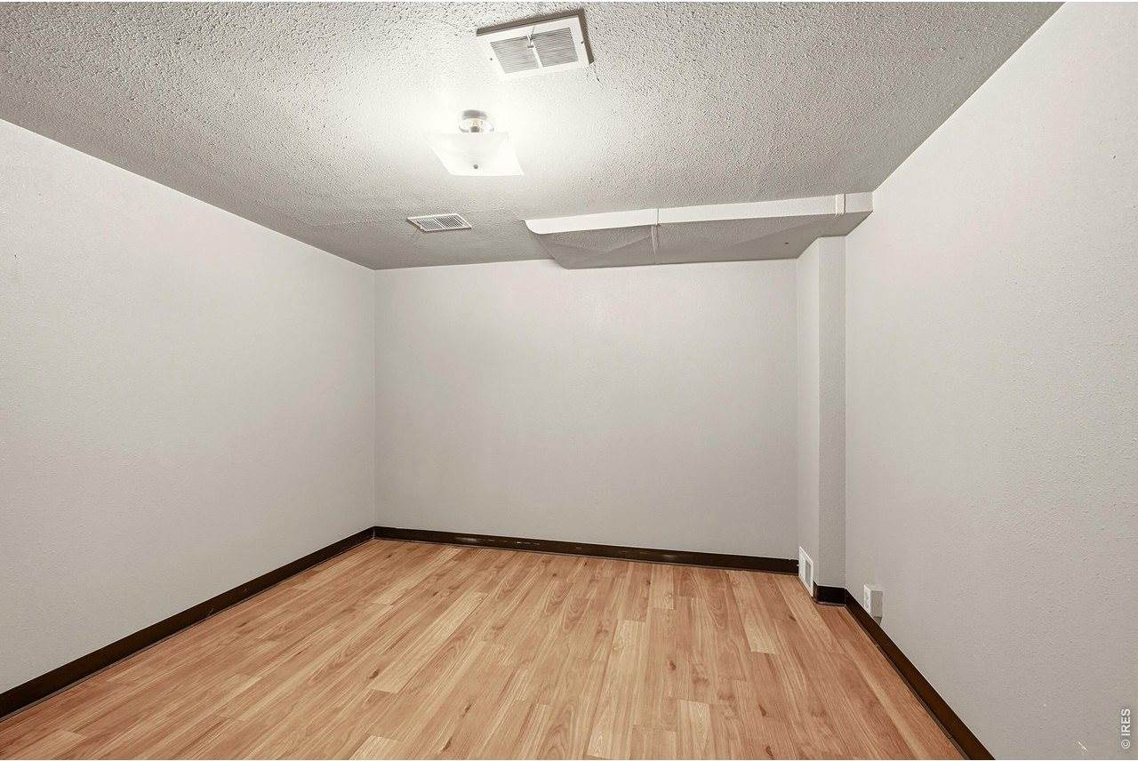 1617 Fairacre Dr, Greeley, CO 80631