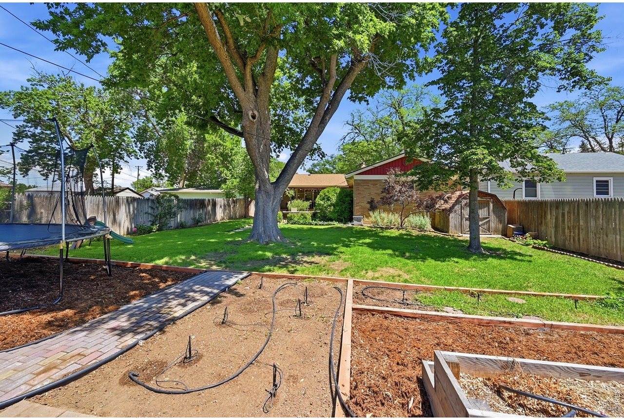 1617 Fairacre Dr, Greeley, CO 80631
