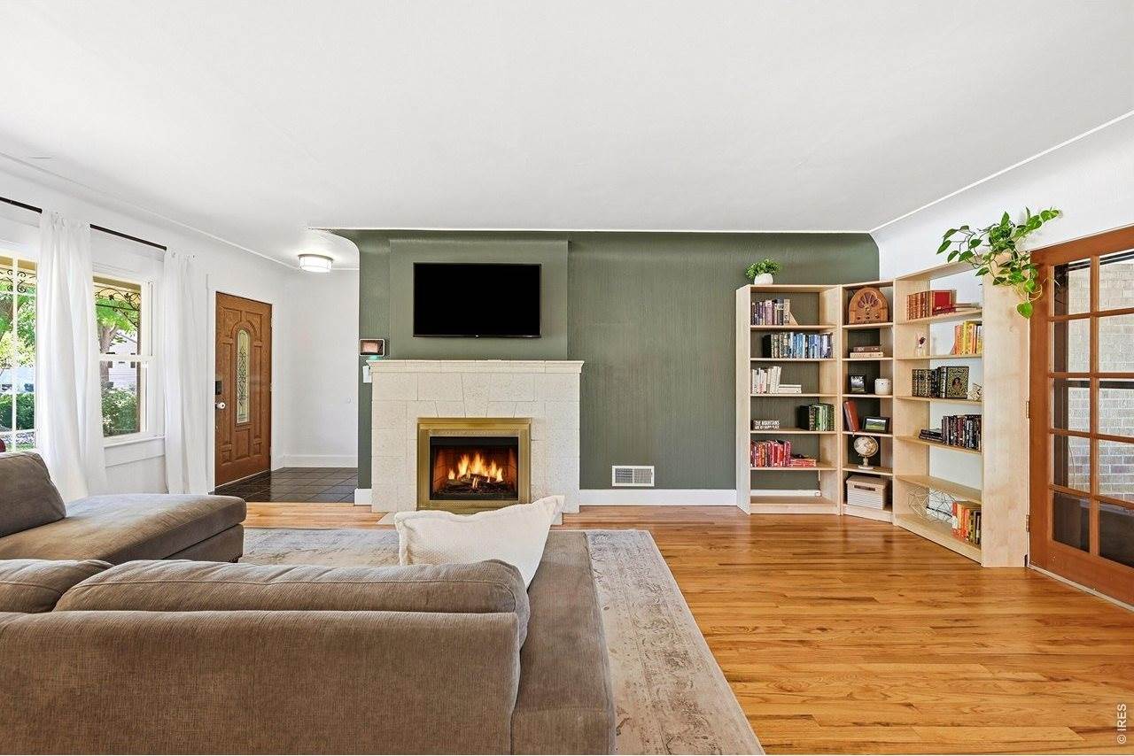 1617 Fairacre Dr, Greeley, CO 80631