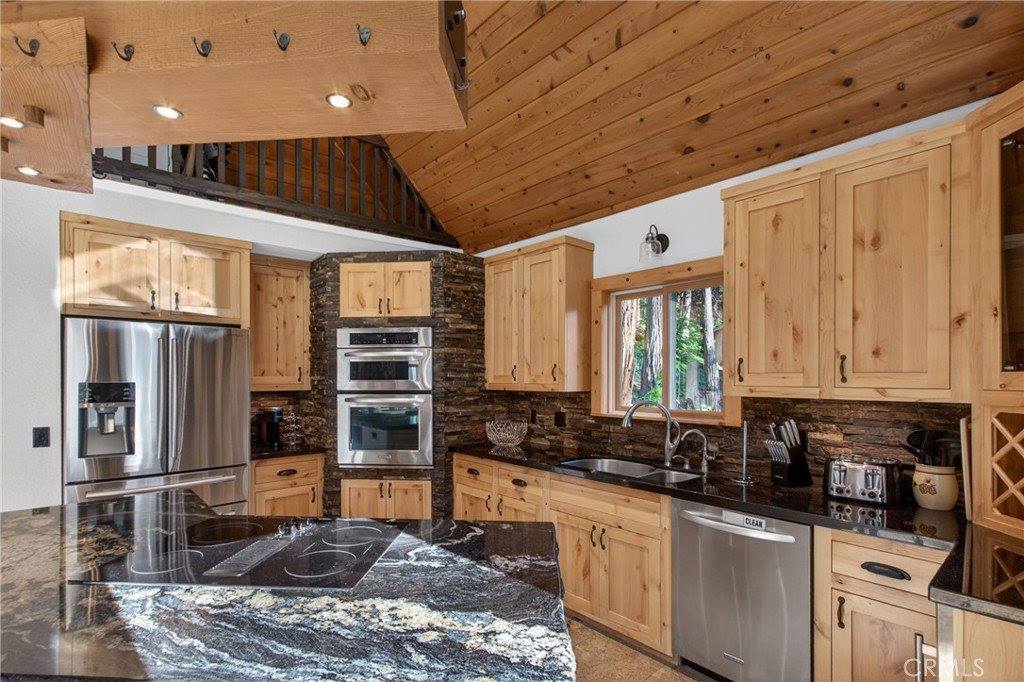 22437 Robin Hood, Twain Harte, CA 95383