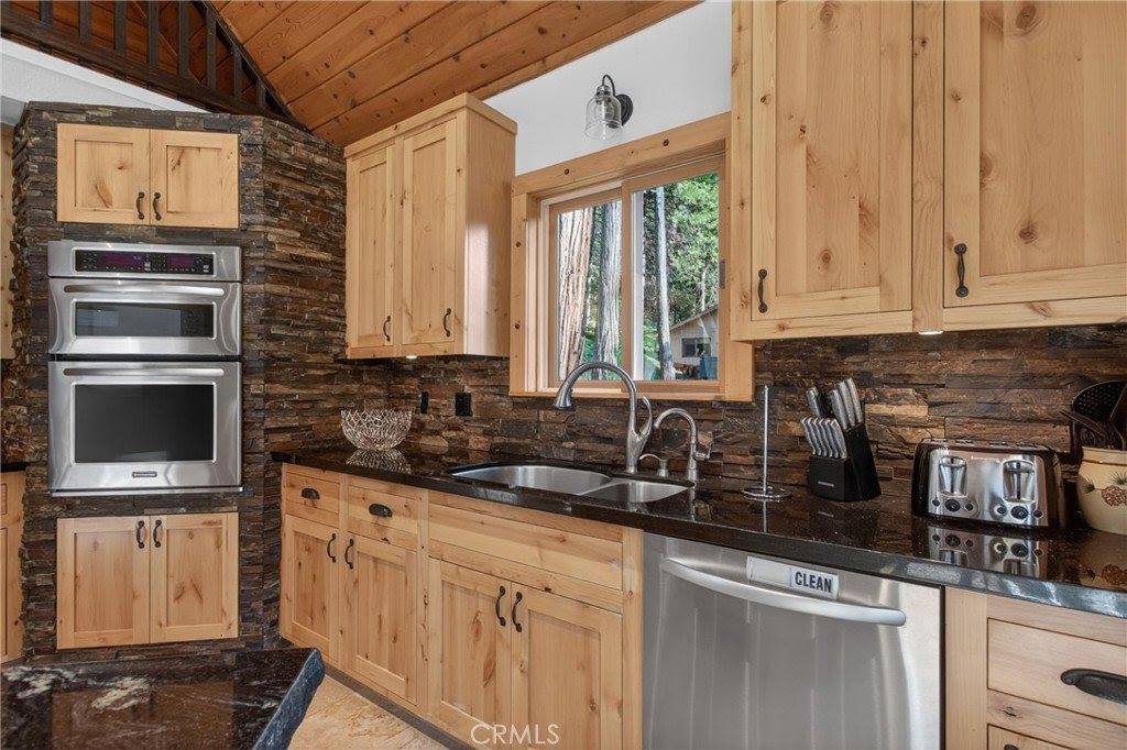 22437 Robin Hood, Twain Harte, CA 95383
