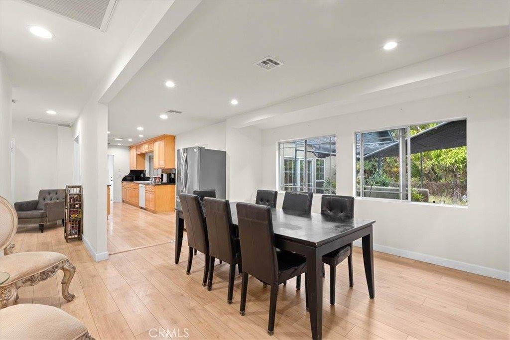 9755 Noble Ave, North Hills, CA 91343