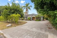 9755 Noble Ave, North Hills, CA 91343