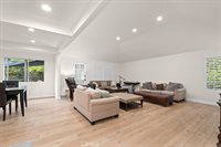 9755 Noble Ave, North Hills, CA 91343