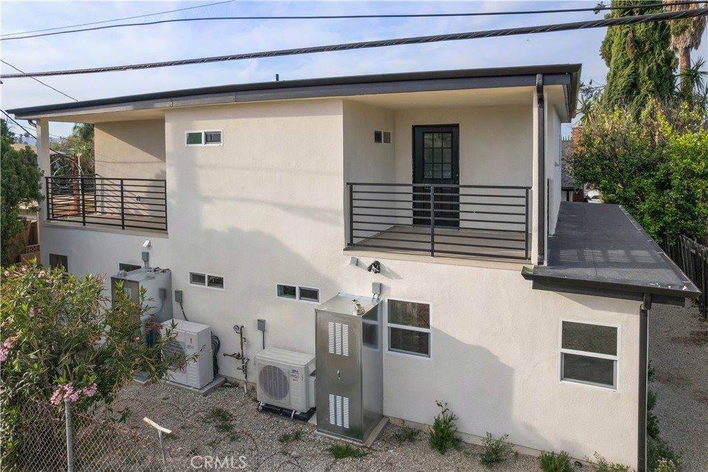 19918 Kittridge St, Winnetka, CA 91306