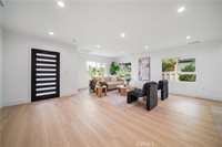 19918 Kittridge St, Winnetka, CA 91306