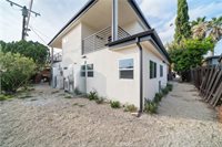 19918 Kittridge St, Winnetka, CA 91306