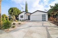 19918 Kittridge St, Winnetka, CA 91306