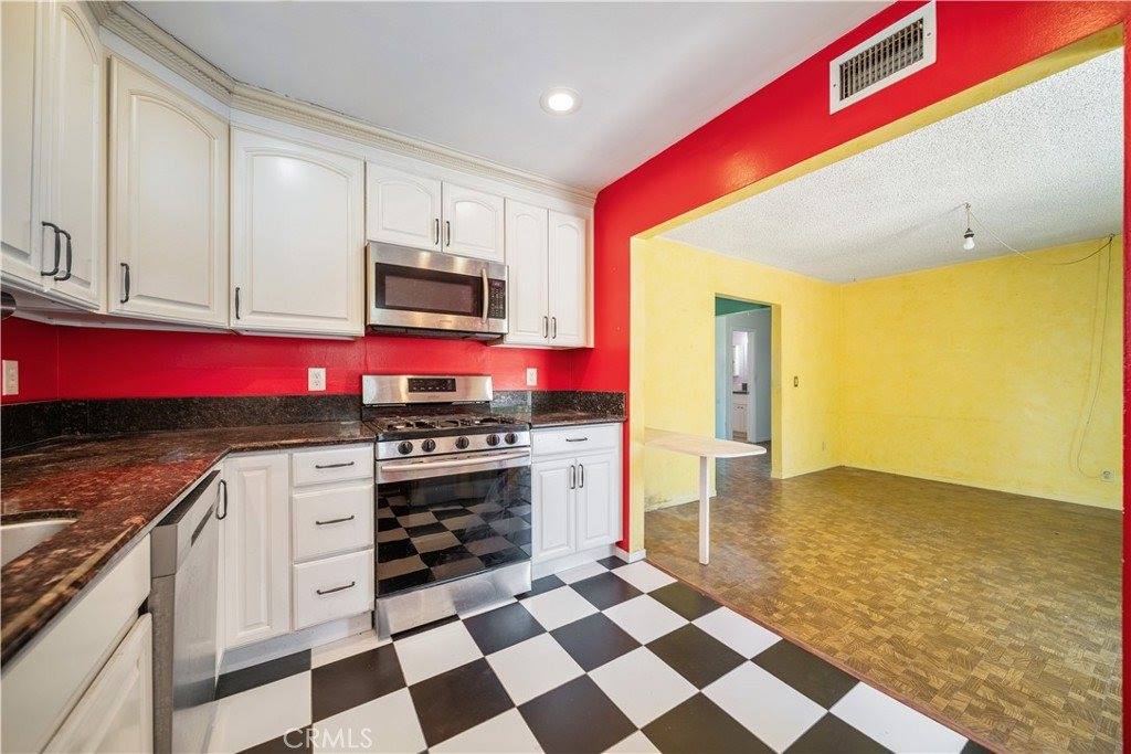 3357 West Olinda, Anaheim, CA 92804