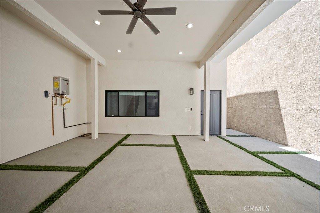 11488 Burbank Blvd, North Hollywood, CA 91601