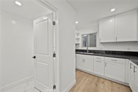11488 Burbank Blvd, North Hollywood, CA 91601