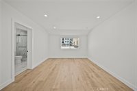11488 Burbank Blvd, North Hollywood, CA 91601