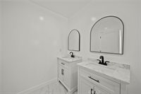 11488 Burbank Blvd, North Hollywood, CA 91601