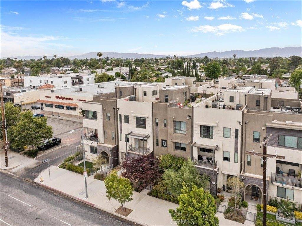 13225 Victory Blvd, Van Nuys, CA 91401