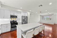 13225 Victory Blvd, Van Nuys, CA 91401
