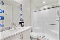 13225 Victory Blvd, Van Nuys, CA 91401