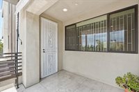 13225 Victory Blvd, Van Nuys, CA 91401