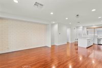 13225 Victory Blvd, Van Nuys, CA 91401