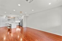 13225 Victory Blvd, Van Nuys, CA 91401