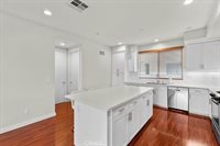 13225 Victory Blvd, Van Nuys, CA 91401