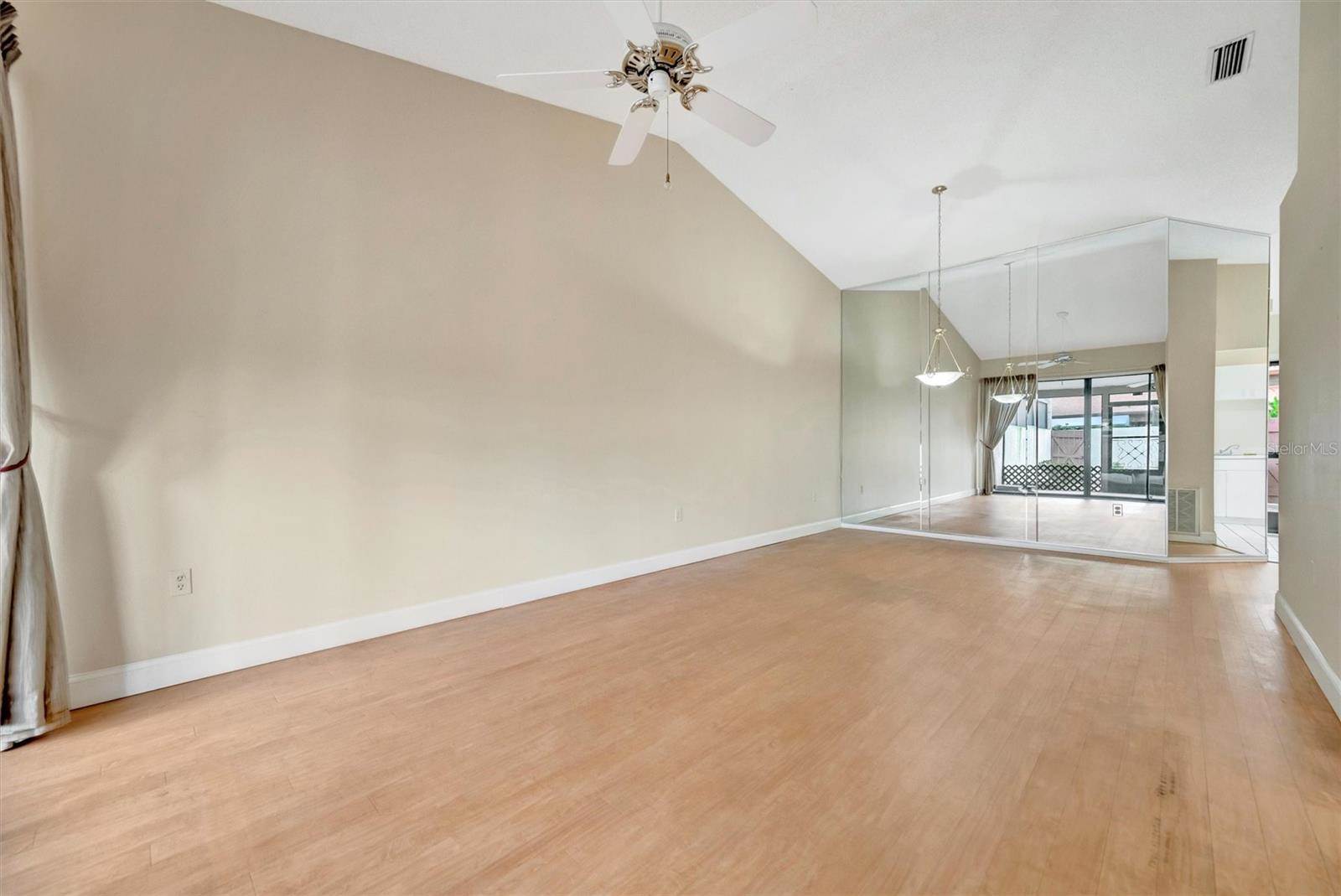 2925 Park Lake Drive, Bradenton, FL 34209