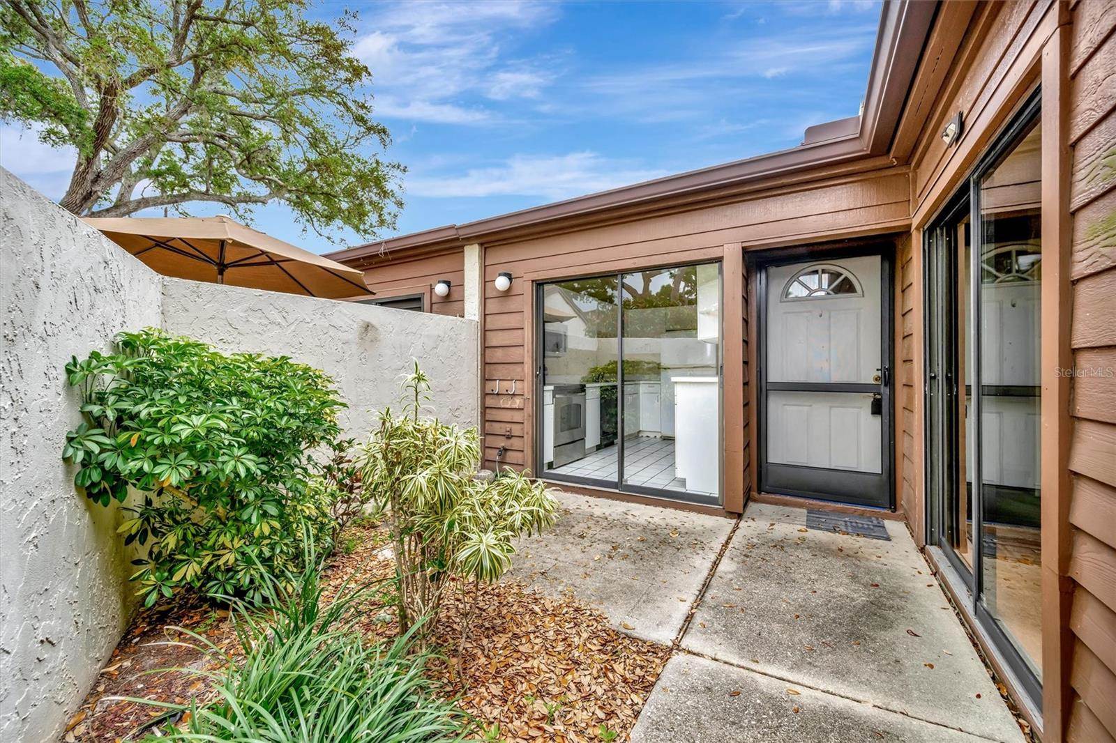 2925 Park Lake Drive, Bradenton, FL 34209