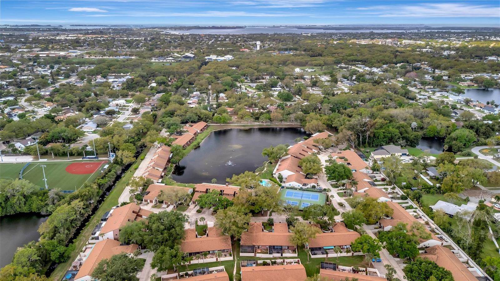 2925 Park Lake Drive, Bradenton, FL 34209